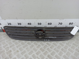 решетка радиатора Opel Zafira 1 поколение (A) [рестайлинг] 2003, 6320100