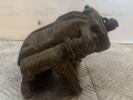 суппорт передний правый Nissan Micra 4 поколение (K13) 2011, 1.2 л., бензин, МКПП, хетчбэк 5 дв. - фото №2
