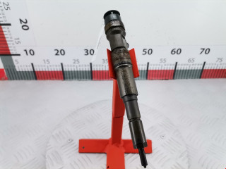 форсунка BMW 3 серия E90/E91/E92/E93 2005, 2.0 л., МКПП, хетчбэк 3 дв., 13537794435