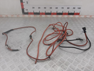 плюсовой провод аккумулятора BMW 5 серия F07/F10/F11 2011, 2.0 л., АКПП, универсал, 61129348286
