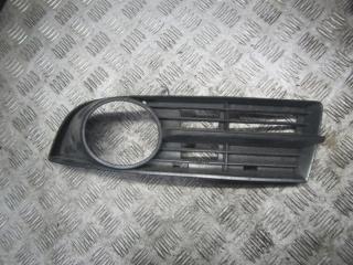 заглушка (решетка) в бампер Volkswagen Touran 1 поколение 2005, 1.6 л., МКПП, минивэн, 1T0853665A