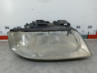 фара правая Audi A6 4B/C5 1998, 2.4 л., АКПП, универсал, 4B0941030K