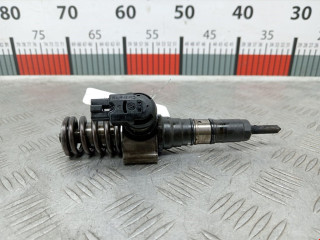 форсунка Audi A4 B7 2007, 2.0 л., МКПП, седан, 03G130073T