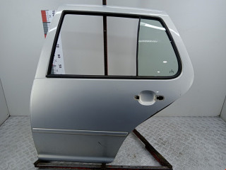 дверь задняя левая Volkswagen Golf 4 поколение 1998, 1.6 л., МКПП, хетчбэк 5 дв., 1J6833055F