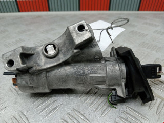 замок зажигания Audi A4 B6 2002, 1.6 л., МКПП, седан, 4B0905851B