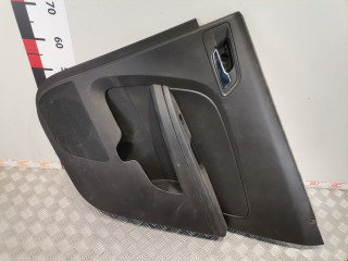 обшивка двери задняя правая Chevrolet Equinox 2 поколение 2011, 3.0 л., АКПП, внедорожник 5 дв., 22761566