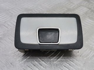 фонарь салона (плафон) Audi Q7 4L 2007, 3.0 л., АКПП, внедорожник 5 дв., 4L0947124A13U