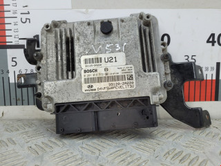 блок управления двигателем Hyundai i40 1 поколение 2013, 1.7 л., МКПП, универсал, 391202A220