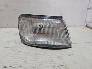 поворотник правый Mitsubishi Space Wagon 2 поколение (Typ N30/N40) 1995