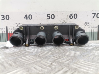 коллектор впускной Volkswagen Passat B5 1998, 1.6 л., МКПП, универсал, 06B133213