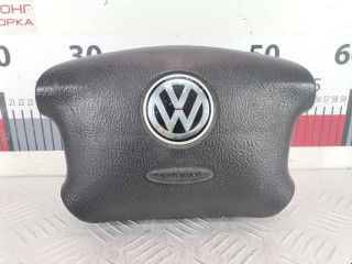 подушка безопасности водителя Volkswagen Passat B5 1997, 1.6 л., МКПП, седан, 3B0880201BS4EC