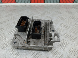 блок управления двигателем Opel Astra H 2005, 1.6 л., МКПП, хетчбэк 3 дв., 28020960