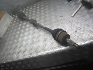 полуось передняя правая (приводной вал, ШРУС) Hyundai Matrix 1 поколение 2004, 1.6 л., МКПП, хетчбэк 5 дв., 4950117050