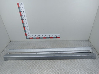 накладка на порог внутренняя Mitsubishi Space Wagon 3 поколение (Typ N50) 2003, 2.4 л., МКПП, минивэн, MR349701