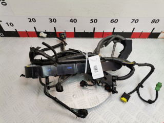 проводка Ford Fiesta 6 поколение 2009, 1.6 л., МКПП, хетчбэк 3 дв., 1677468