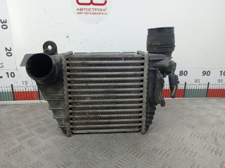 интеркулер Volkswagen Golf 4 поколение 2000, 1.9 л., МКПП, универсал, 1J0145803F
