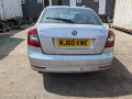 заслонка дроссельная Skoda Octavia 2 поколение (A5) [рестайлинг] 2010, 1.6 л., МКПП, хетчбэк 5 дв., 03L128063AD - фото №13