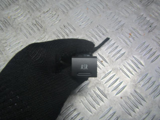 кнопка ручного тормоза (ручника) Audi A6 4B/C5 1999, 2.5 л., МКПП, седан, 4B0927133B