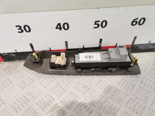 блок управления стеклоподъемниками Toyota Prius 2 поколение 2007, 1.5 л., АКПП, хетчбэк 5 дв., 8482047012