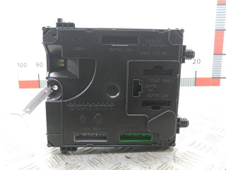 блок комфорта Renault Laguna 3 поколение 2008, 2.0 л., МКПП, хетчбэк 5 дв., 284B10049R