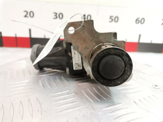 клапан EGR Mercedes-Benz B-Класс W246 2014, 1.5 л., АКПП, хетчбэк 5 дв., A6071400060