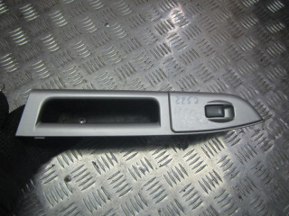 кнопка стеклоподъемника Hyundai Getz 1 поколение 2005, 1.1 л., МКПП, хетчбэк 5 дв., 935801S000
