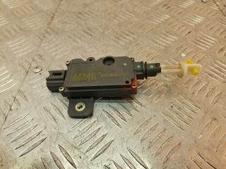активатор замка багажника Nissan Almera Tino V10 2003, 1.8 л., бензин, АКПП, минивэн, 90550, 110103