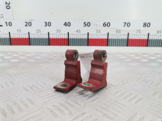 петля двери Skoda Rapid 1 поколение NH 2015, 1.6 л., МКПП, хетчбэк 5 дв., 8K0831402P