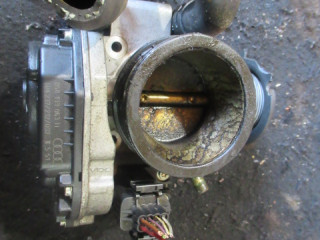 заслонка дроссельная Volkswagen Passat B5 1998, 1.8 л., 058133063H
