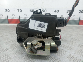 замок двери передней правой Audi A6 4B/C5 [рестайлинг] 2001, 2.4 л., АКПП, универсал, 401837016