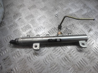 топливная рампа Opel Astra H 2005, 1.9 л., 55197370