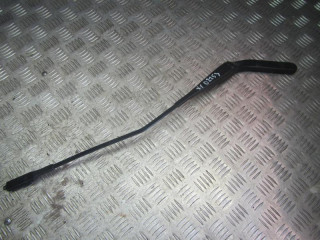 щеткодержатель (поводок стеклоочистителя, дворник) BMW X1 E84 2010, 2.0 л., МКПП, внедорожник 5 дв., 2990029