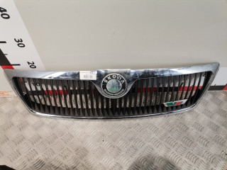 решетка радиатора Skoda Octavia 2 поколение (A5) [рестайлинг] 2008, 2.0 л., МКПП, хетчбэк 5 дв., 1Z0853668B41