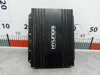 усилитель музыкальный Hyundai Santa Fe 2 поколение (CM) 2008, 2.2 л., АКПП, внедорожник 5 дв., 963002B800