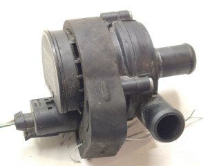 насос антифриза дополнительный Mercedes-Benz M-Класс W164 2005, 3.0 л., CDi, дизель, АКПП, внедорожник 5 дв., полный привод, A2118350364, 2118350364, 0392023000