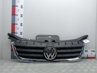 решетка радиатора Volkswagen Touran 1 поколение 2006, 2.0 л., МКПП, минивэн, 1T0853651A