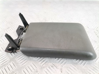 подлокотник Mercedes-Benz M-Класс W163 1998, 3.2 л., АКПП, внедорожник 5 дв., A1636830259