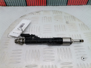 форсунка BMW 2011, 2.0 л., АКПП, седан, 13647639994