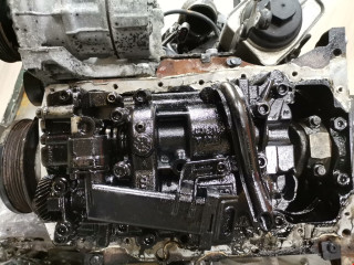 двигатель Volkswagen Passat B6 2009, 2.0 л., МКПП, седан, 03L100090X