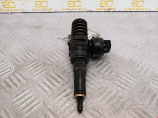 форсунка Audi A3 8P 2004, 1.9 л., МКПП, хетчбэк 3 дв., 038130073AG