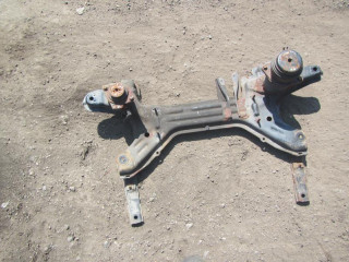 балка подвески передняя (подрамник) Volkswagen Golf 3 поколение 1994