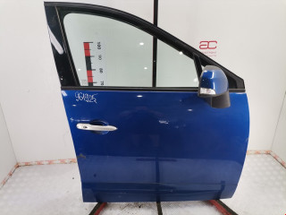 дверь передняя правая Renault Scenic 3 поколение 2011, 1.5 л., МКПП, минивэн, 801005468R