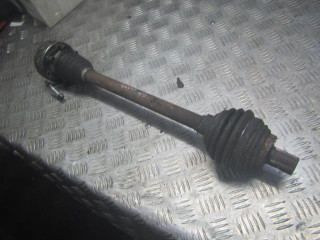 полуось передняя левая (приводной вал, ШРУС) Volkswagen Golf 4 поколение 2005, 1.4 л., МКПП, хетчбэк 5 дв.