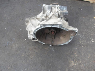 КПП механическая (МКПП) Ford Fiesta 5 поколение 2004, 1.3 л., МКПП, 8S6R7002AB