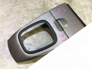 подстаканник Mazda 323 6 поколение 2001, B30D64341