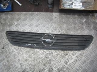 решетка радиатора Opel Astra G 2001, 1.6 л., МКПП, универсал, 900588120