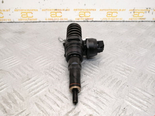 форсунка Audi A3 8P 2004, 1.9 л., МКПП, хетчбэк 3 дв., 038130073AG