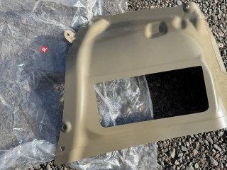 часть кузова (вырезанный элемент) Tesla Model Y 1 поколение (2020 - 2025), 1510099-S0-A, 1510099