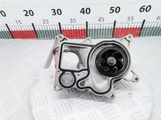 помпа BMW 5 серия F07/F10/F11 2011, 3.0 л., АКПП, универсал, 11518516205