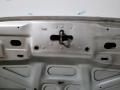 капот Volvo V50 1 поколение 2005, 2.0 л., D 4204 T, дизель, 6МКПП, серебристый, универсал, передний привод - фото №5